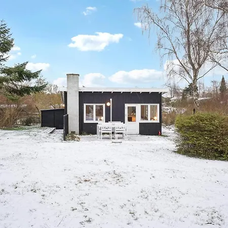 Casa de Férias 2 Bedroom Beautiful In Jægerspris