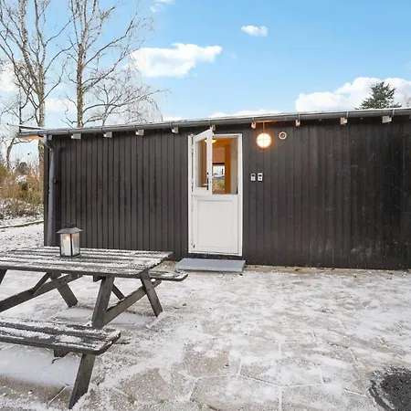 2 Bedroom Beautiful In Jægerspris